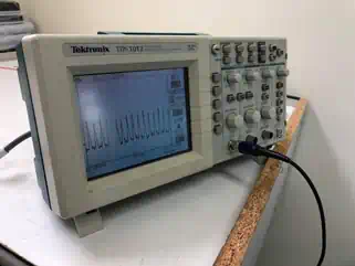 日本銀髮照護迫在眉睫 天秤兩端:科技與外國人